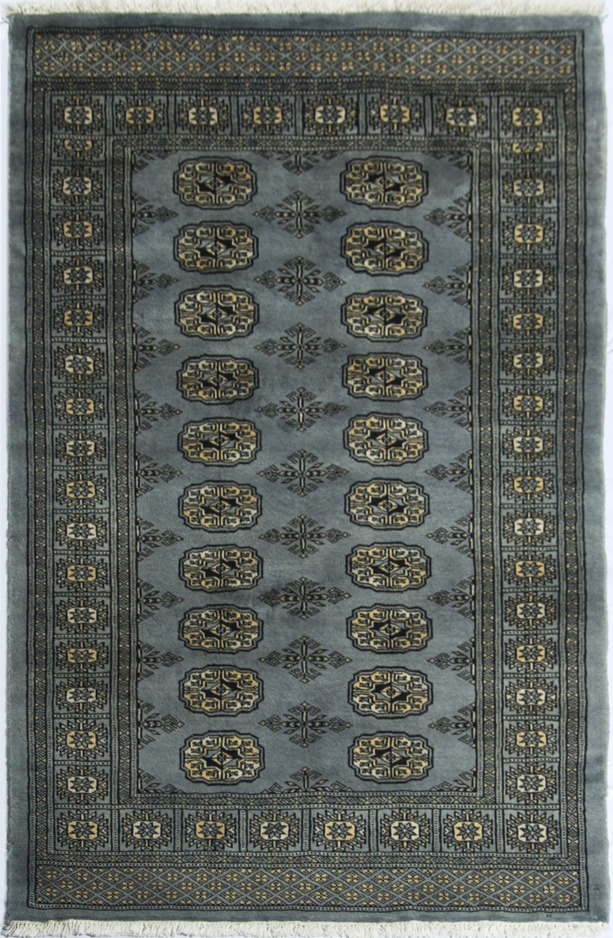 絨毯の見分け方 青山キリムハウス 絨毯クリーニング ＆メンテナンス