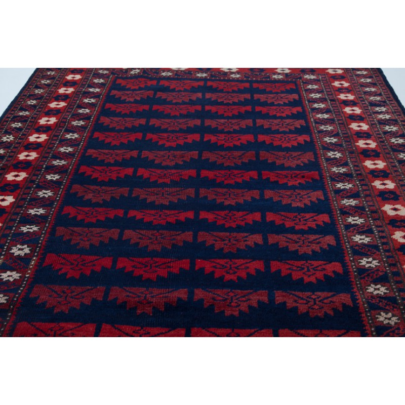 Yagcibedir Old Rug ヤージベディル絨毯 C28063