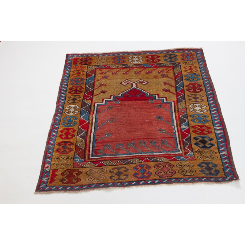 Konya Antique Rug C28065