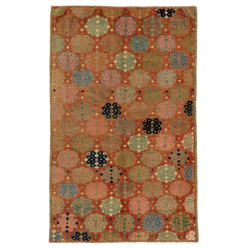 ローゼットの絨毯 Rows of Rosettes Rug