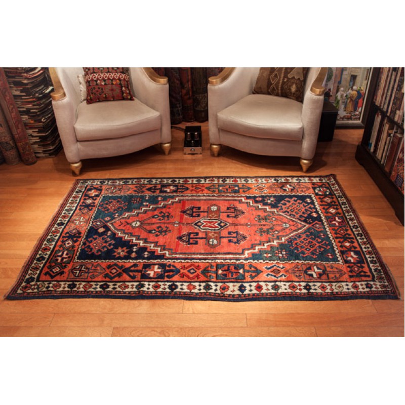 アンティーク　アナトリア絨毯　Antique Kurdish Carpet C23111