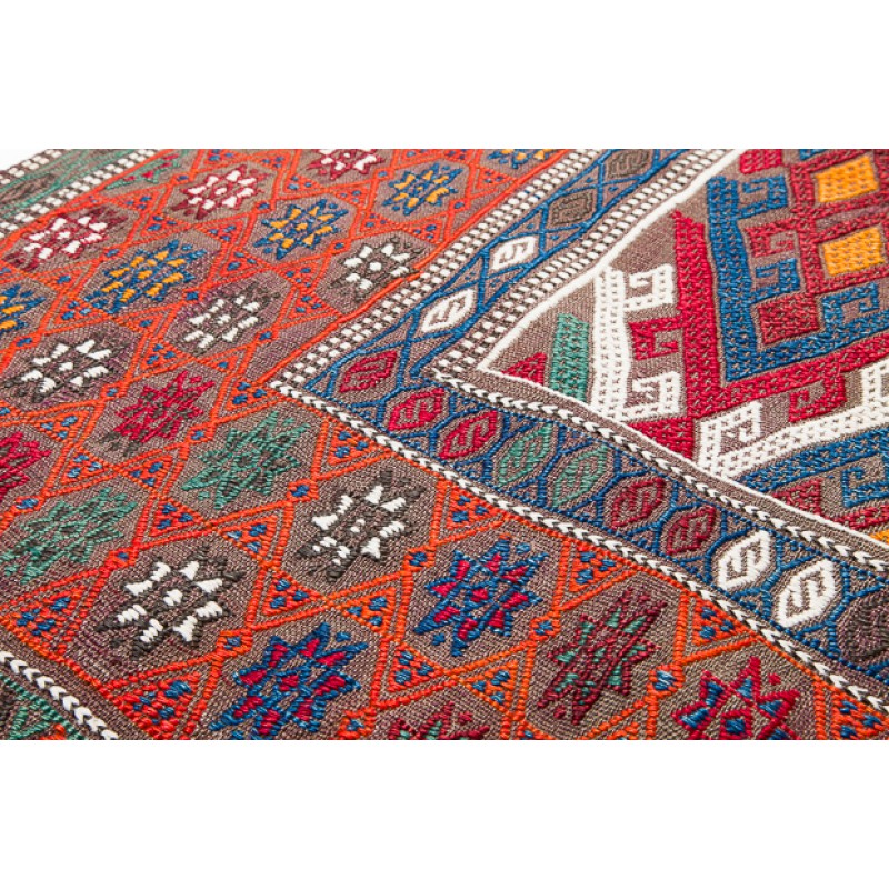 Verne Kilim K24112