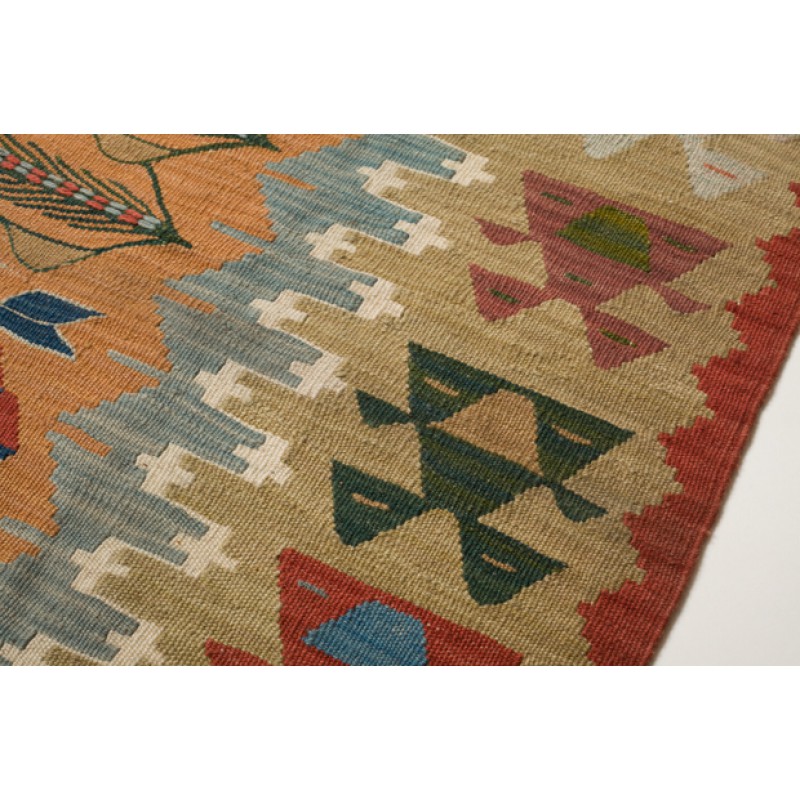 Usak Kilim ウシャクキリム