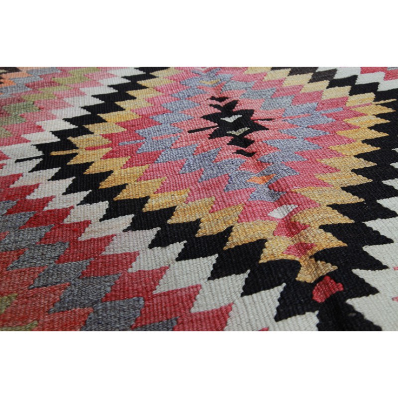 Mut Antique Kilim K28114