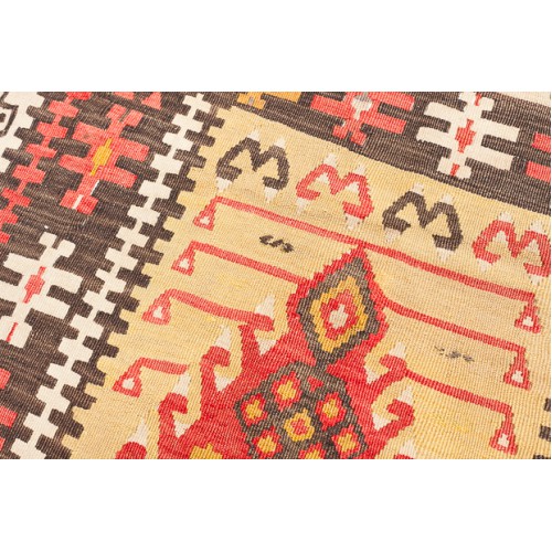 Gomurgen Antique Kilim K28138