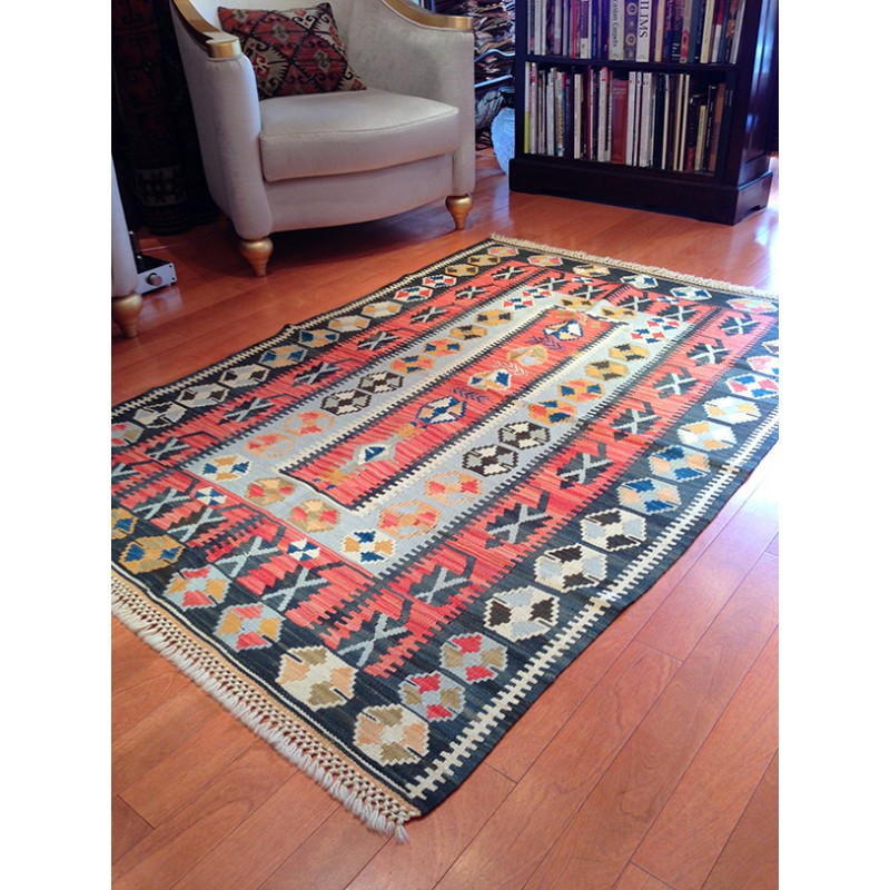 カイセリキリム Kayseri Kilim