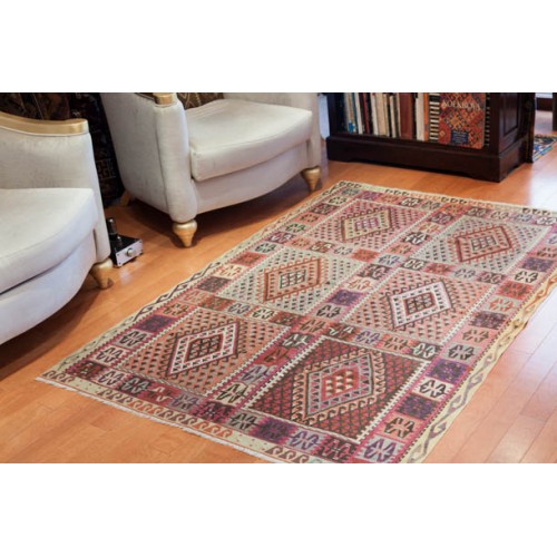 Kirsehir Kilim