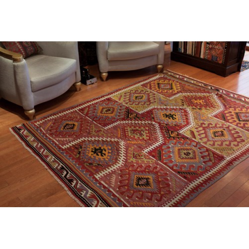 Sivrihasar Kilim