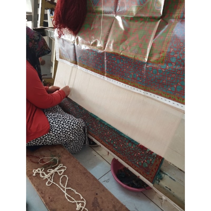 クスプドメダリオンのマムルークラグ - C50760 — 136 × 169 cm