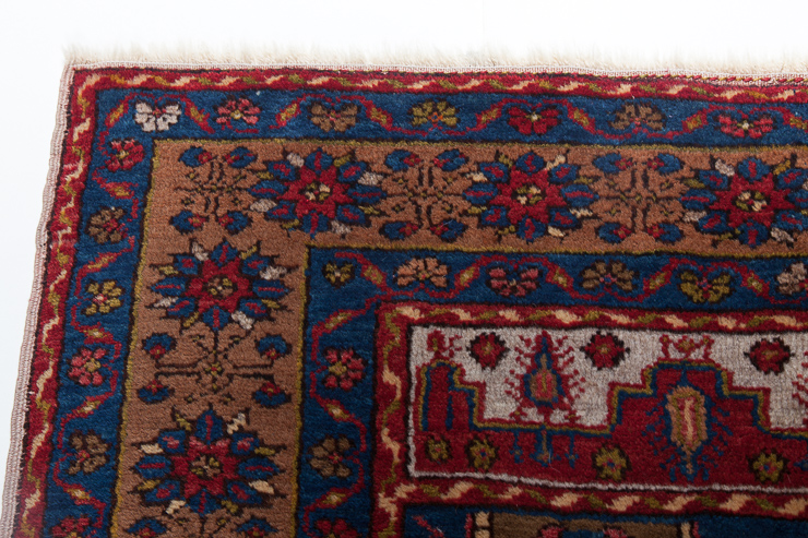 Taspinar Old Rug