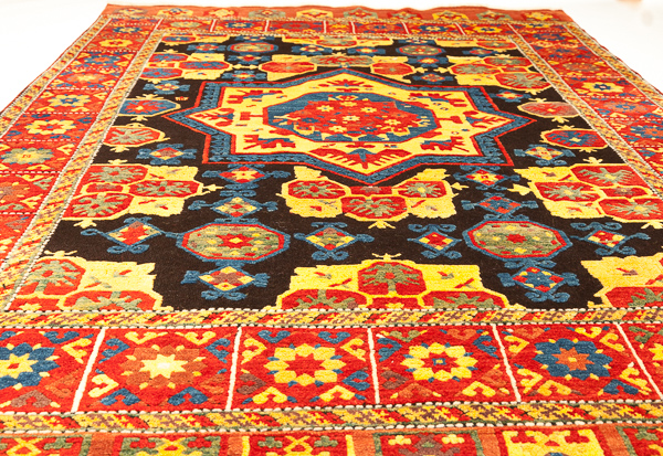 Ushak Carpet