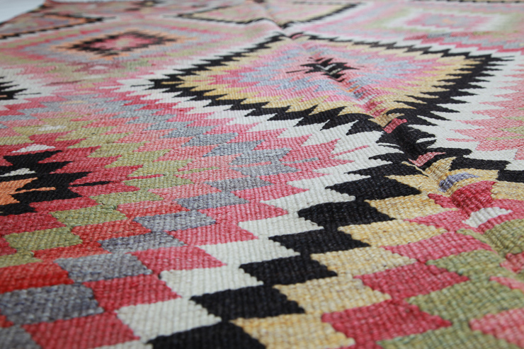 Mut Antique Kilim K28114