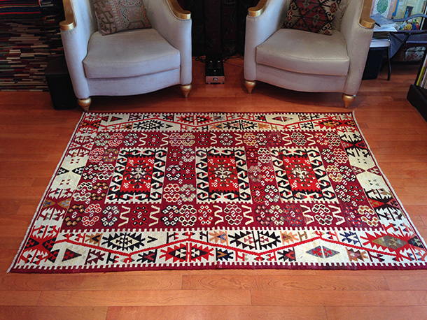 マニサキリム Manisa Kilim