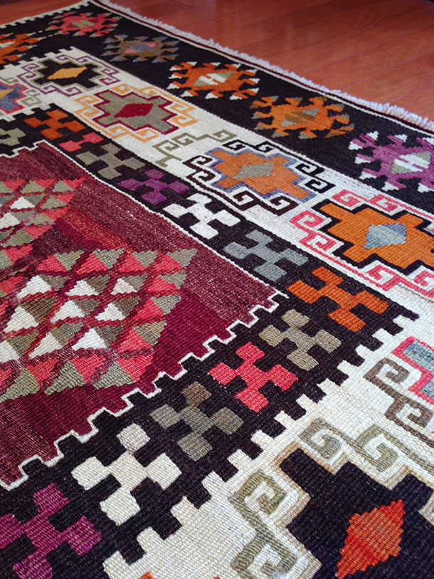 マニサキリム Manisa Kilim