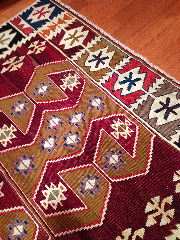 マニサキリム Manisa Kilim