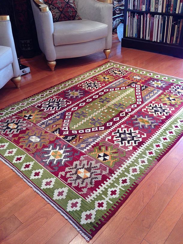 マニサキリム Manisa Kilim