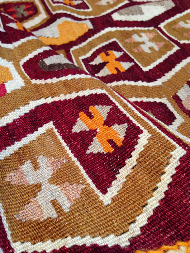 マニサキリム Manisa Kilim