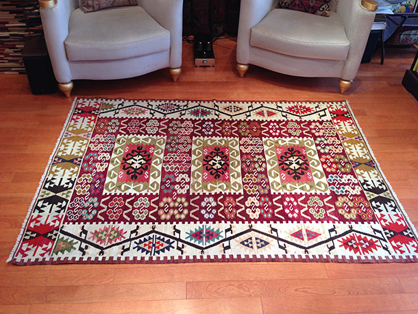 マニサキリム Manisa Kilim